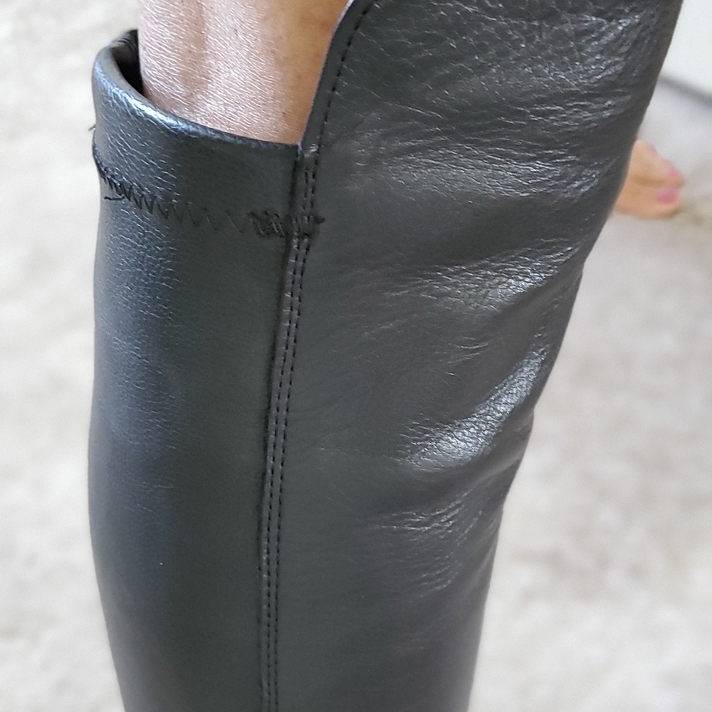 Charles and David Shania 2 OTK leather boots - Picture 15 of 16